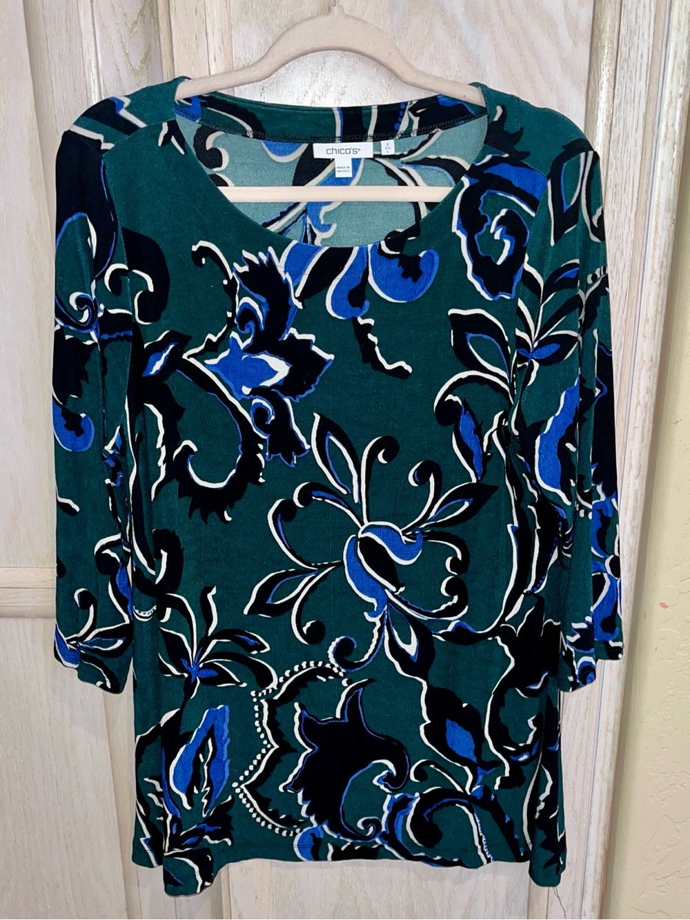 3/$30| 🌺 Chico's Travelers Artisanal Boatneck Tunic